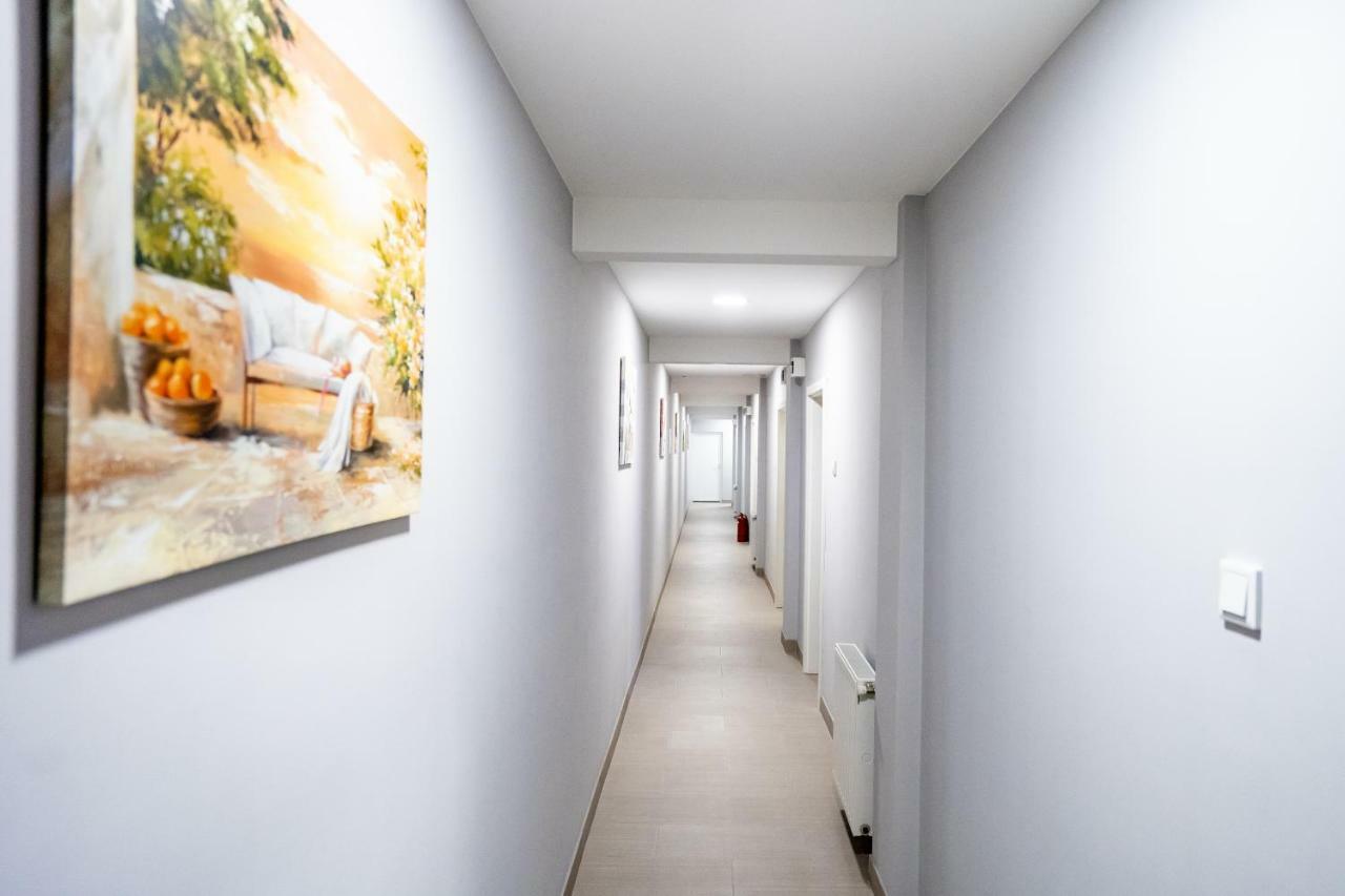 Hotel Casa Blum à Lugoj Extérieur photo