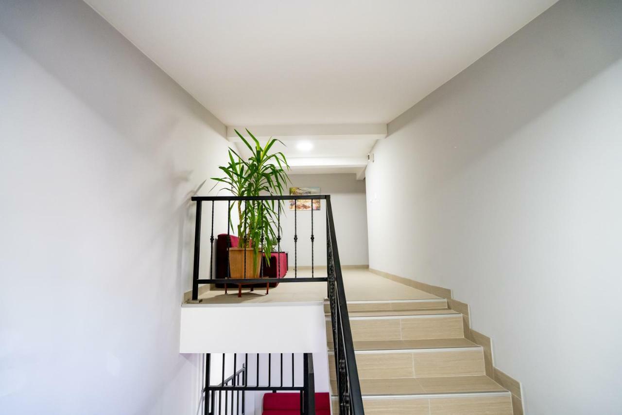 Hotel Casa Blum à Lugoj Extérieur photo